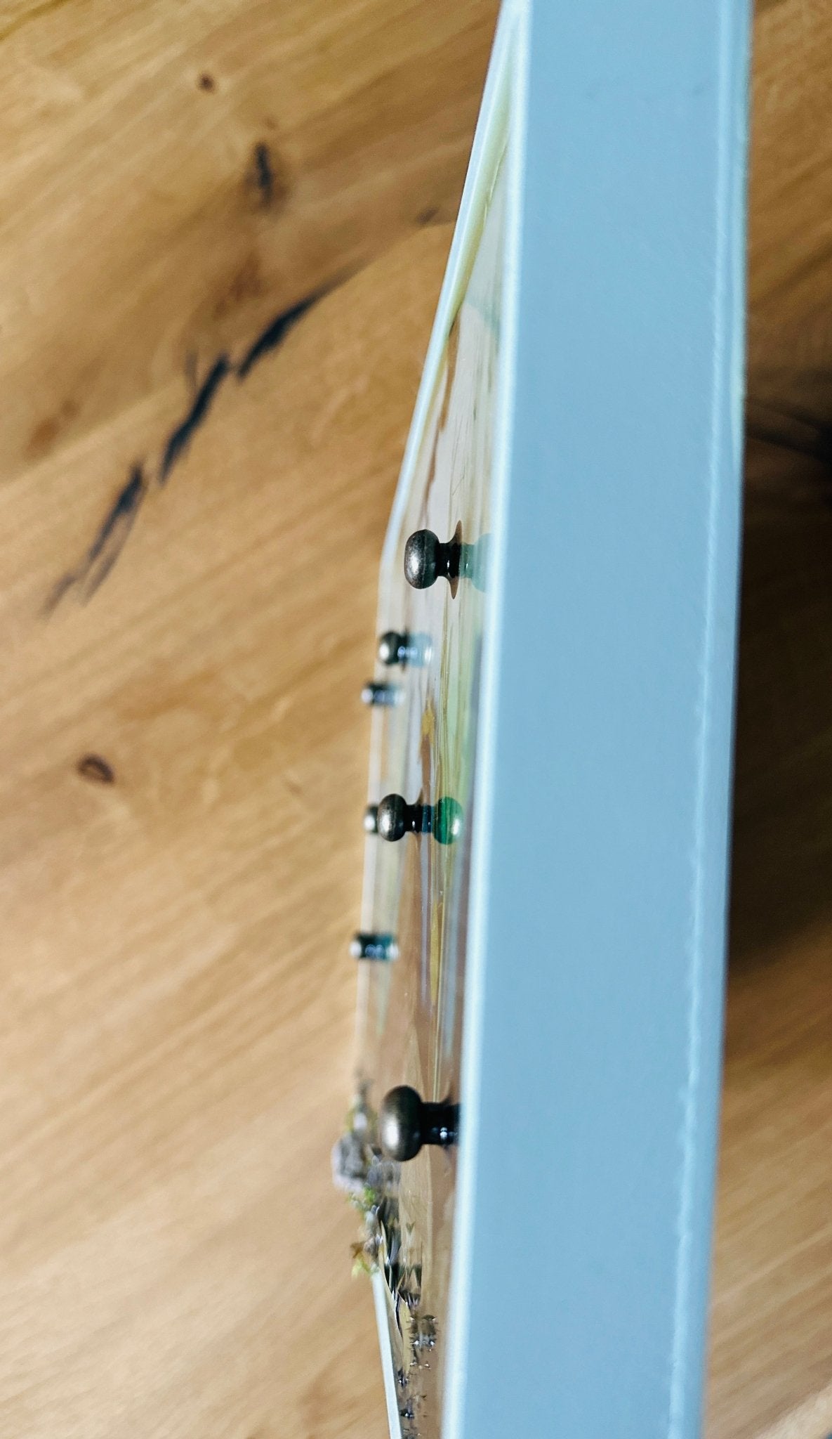 Unikat Schlüsselbrett aus Epoxid und Naturmaterialien