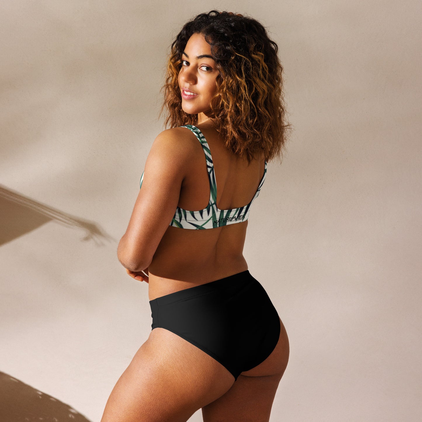 NaturLoVer Allover Recycling Bikini, Green Fern mit schwarzem Slip