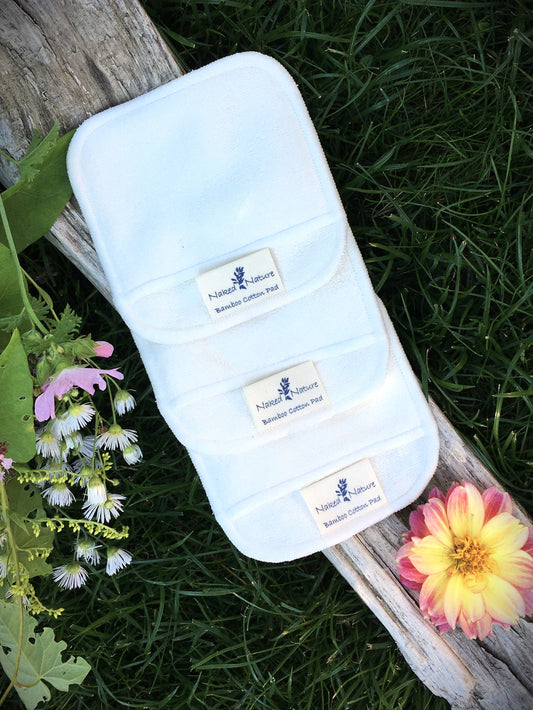 Cleaning pad with finger pocket