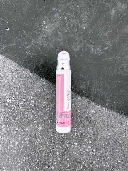 Rosenschönes Gesichtsfluid