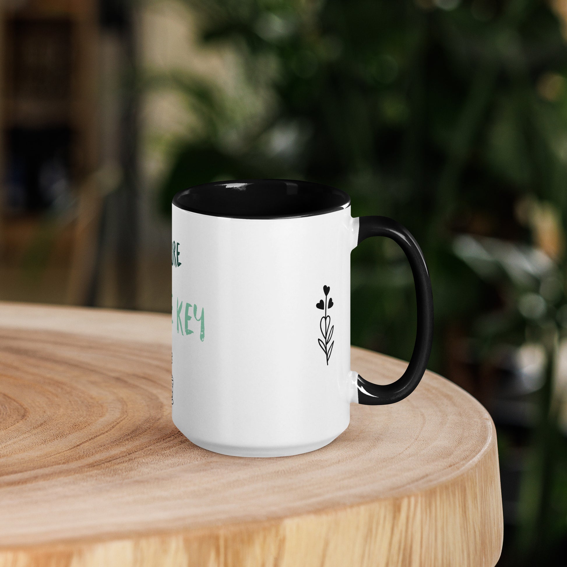 XL Tasse Natur Blümchen schwarz